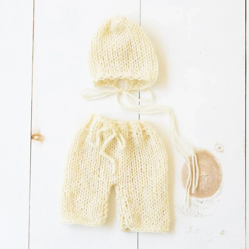 Hand Knit Wool Cream Ivory Newborn Photography Prop Pants and Bonnet Set